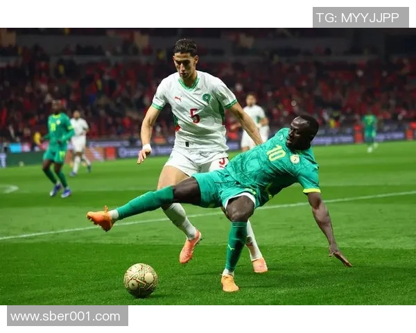 马内的足球传奇之路：从塞内加尔到欧洲顶级联赛的辉煌历程